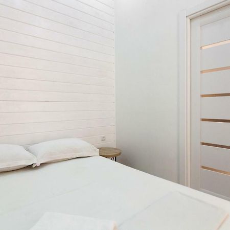 Leogrand One-Bedroom Apartments On Tugan-Baranovskogo 24 Λβιβ Εξωτερικό φωτογραφία